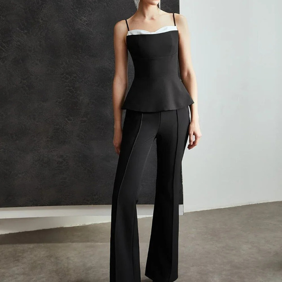 Black Two-Tone Women's Party Flowy Cami Top - Picture 5 of 7